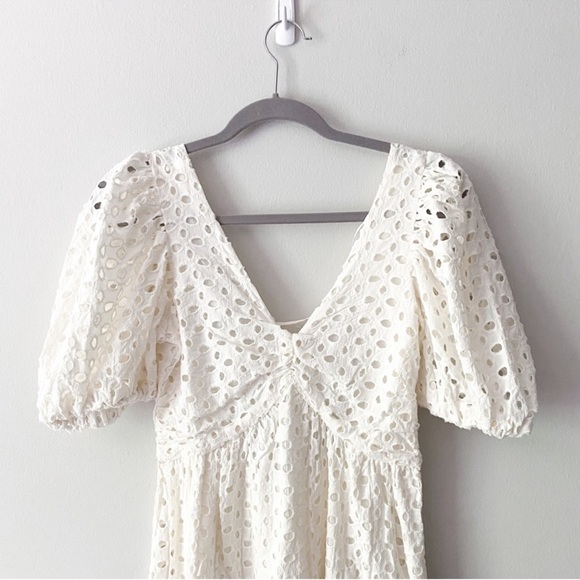 Oak Fort Eyelet Midi Dress Short Puff Sleeve Open Tie Back Gathered Front White - Picture 3 of 11